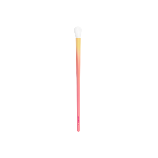 [D0011053] essence Brush It Like Its Art Blending Brush 01